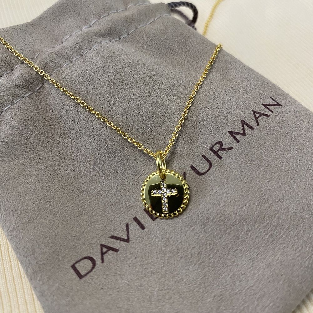 David Yurman 18K Gold Round Pendant With Diamonds