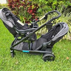 Trendsetting Stroller for Kids Secure, Cool, and Ready for Outings past leg