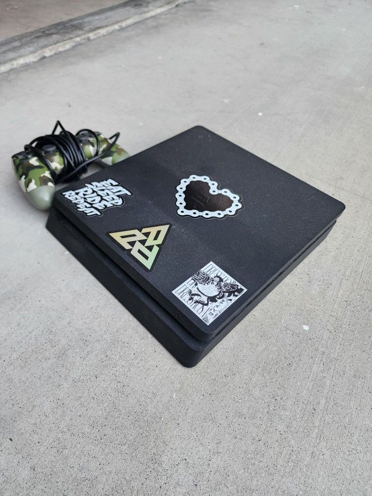 Playstation 4 + Controller