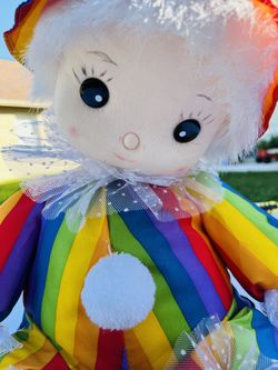 Beautiful Musical Clown 1993 International Trading Company. Head Turns While Music Plays 20”