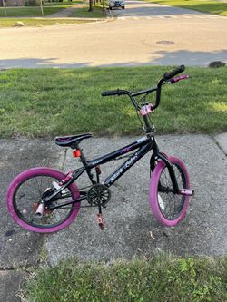 Girls 18” Razor Bicycle