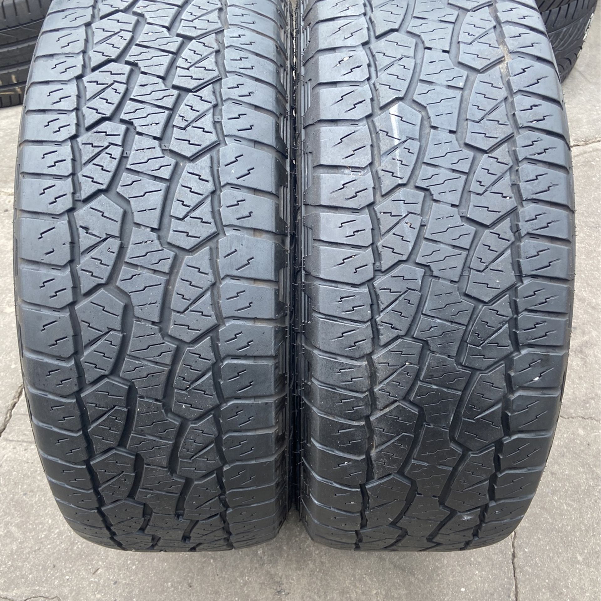 2- HANKOOK 275/55/R20 DYNAPRO ATm.. EXCELKENT TREAD
