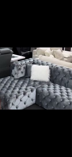price negotiations accepted: Couch for sale