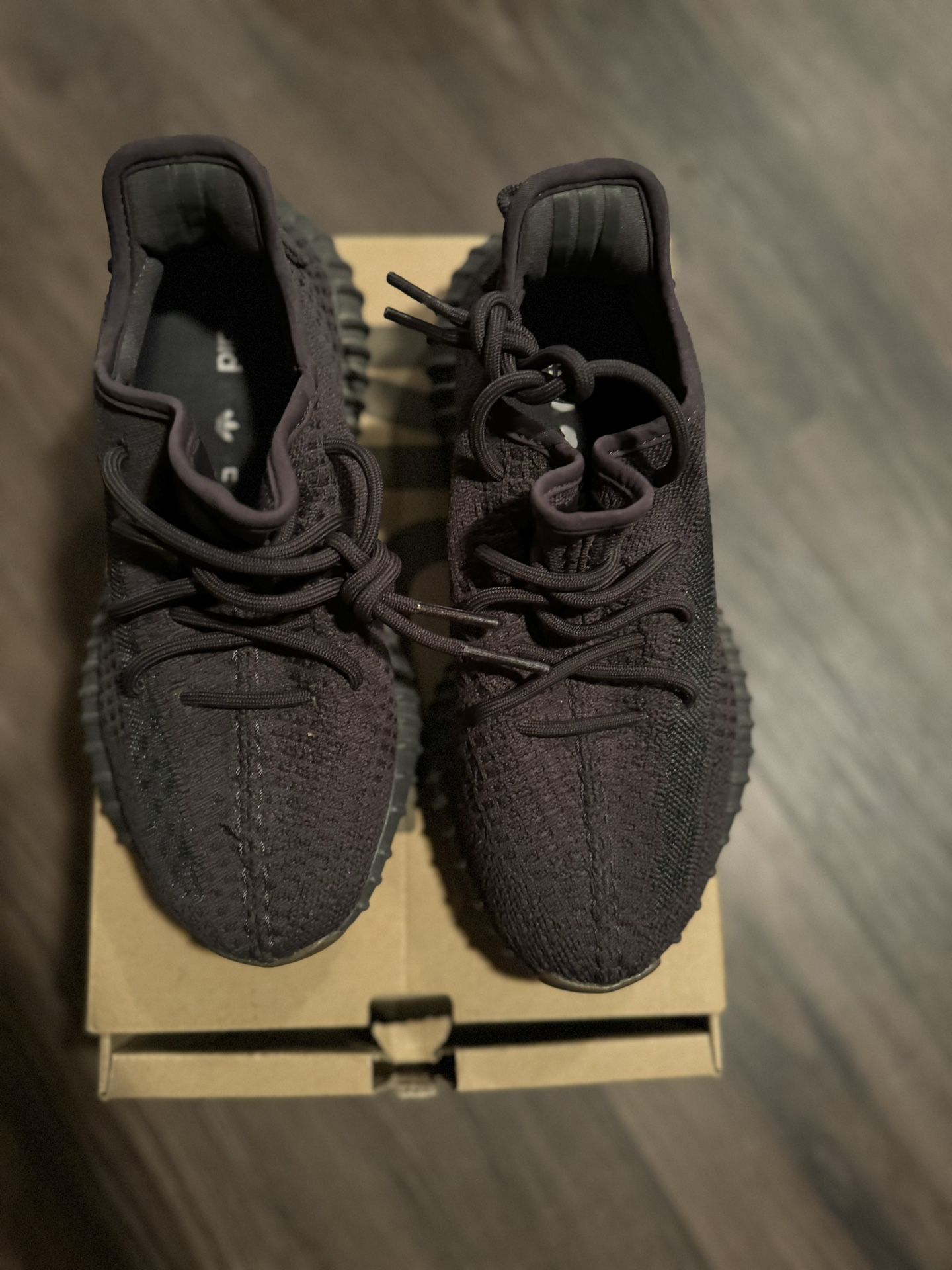 Yeezys Cinder Size 5.5