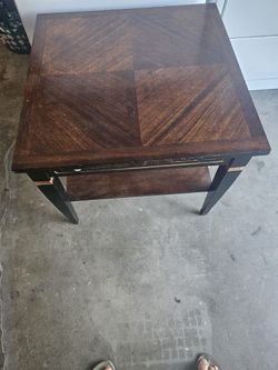Side Tables 