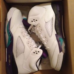 Jordan 5 white grapes size 6