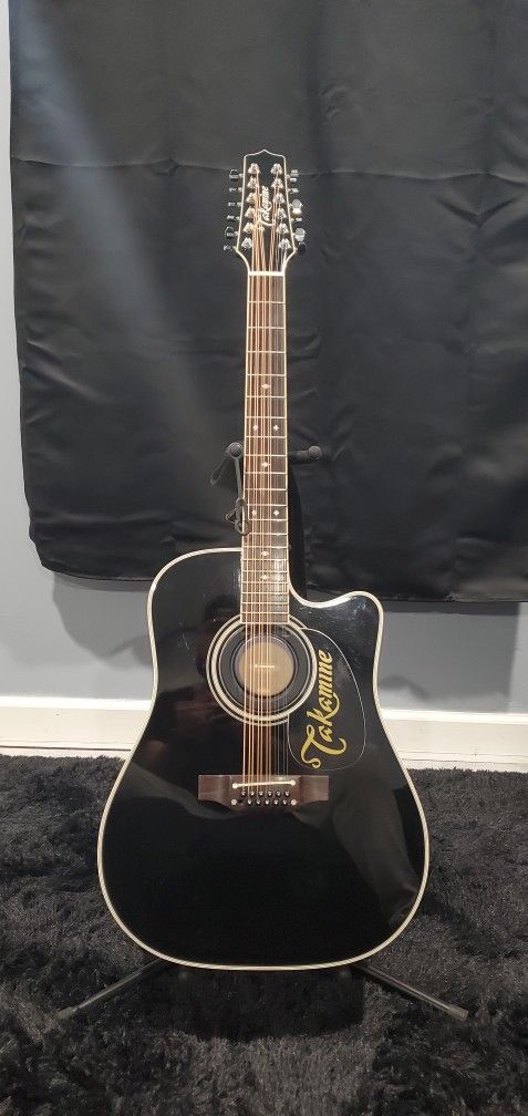Takamine EF381SC