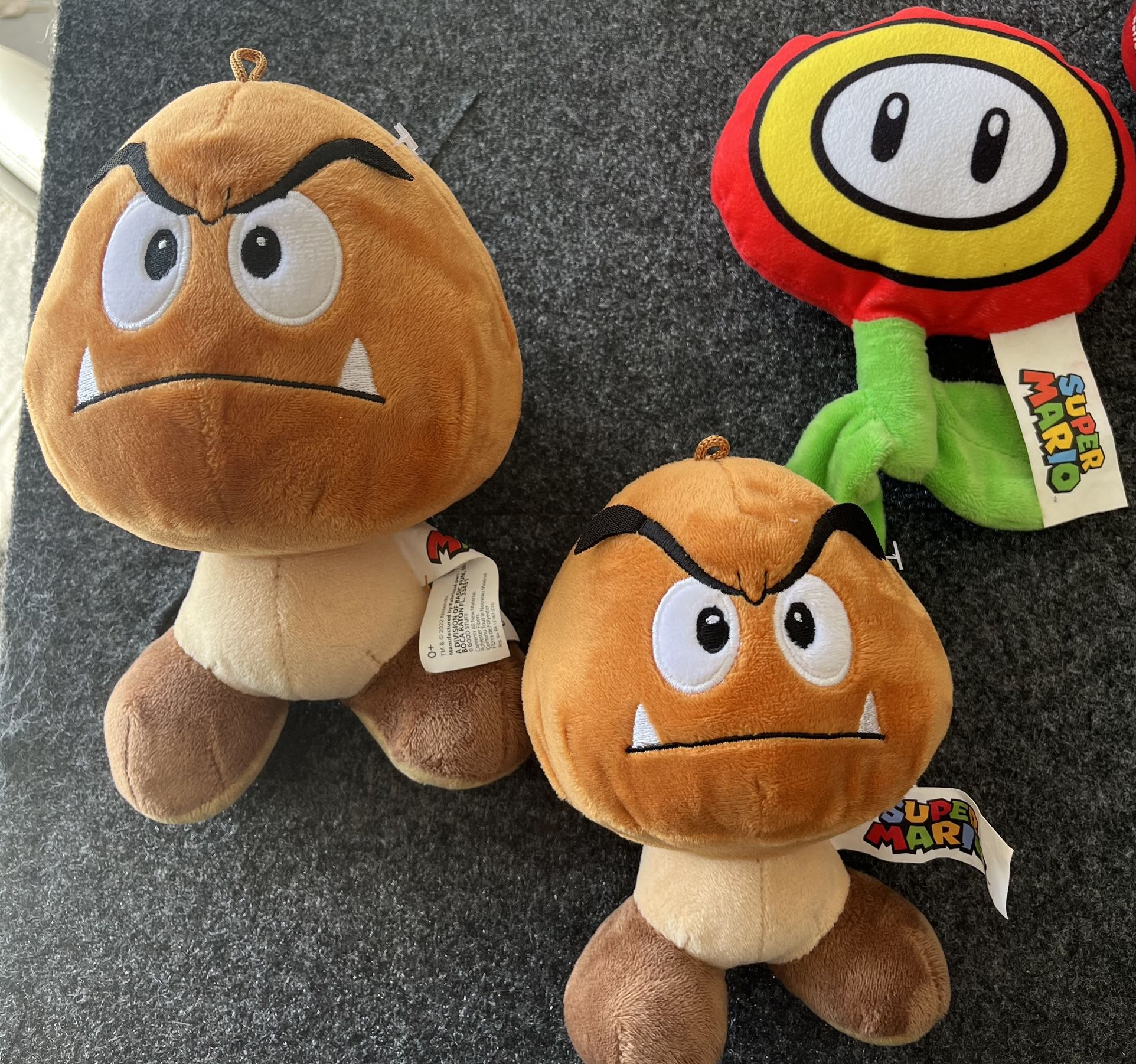 Super Mario’s Plushies