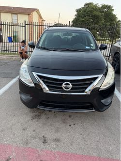 Nissan versa 2016