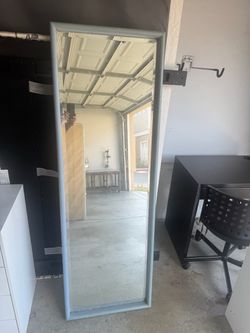 Free mirror