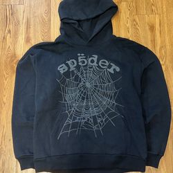 Grey on black Sp5der hoodie size L