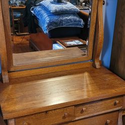 Antique Vanity Dresser With Mirror 