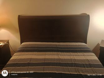 Queen size burgundy bed wood frame