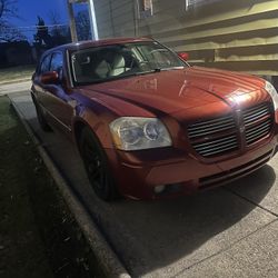 2005 Dodge Magnum