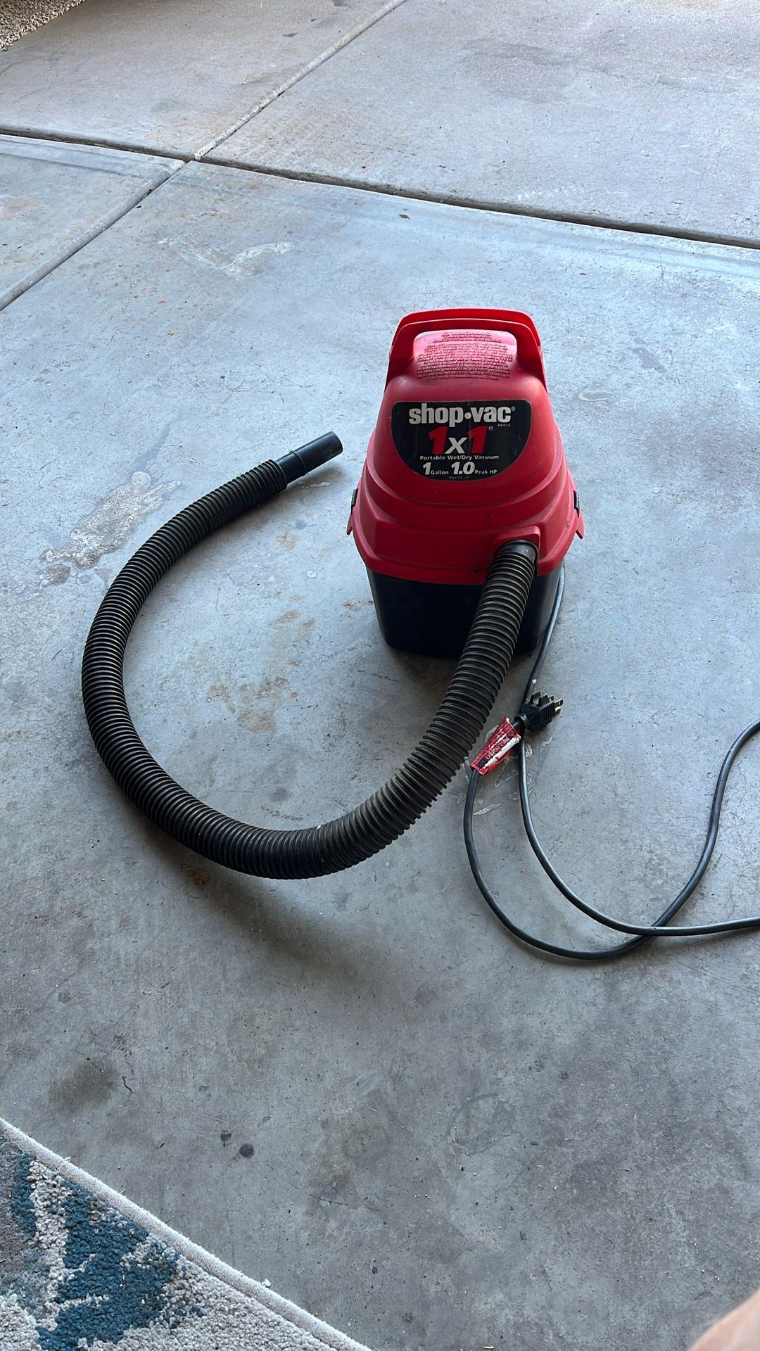 Small Shop-Vac 