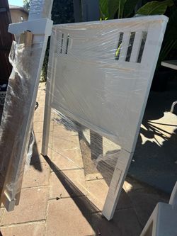 Twin bed frame
