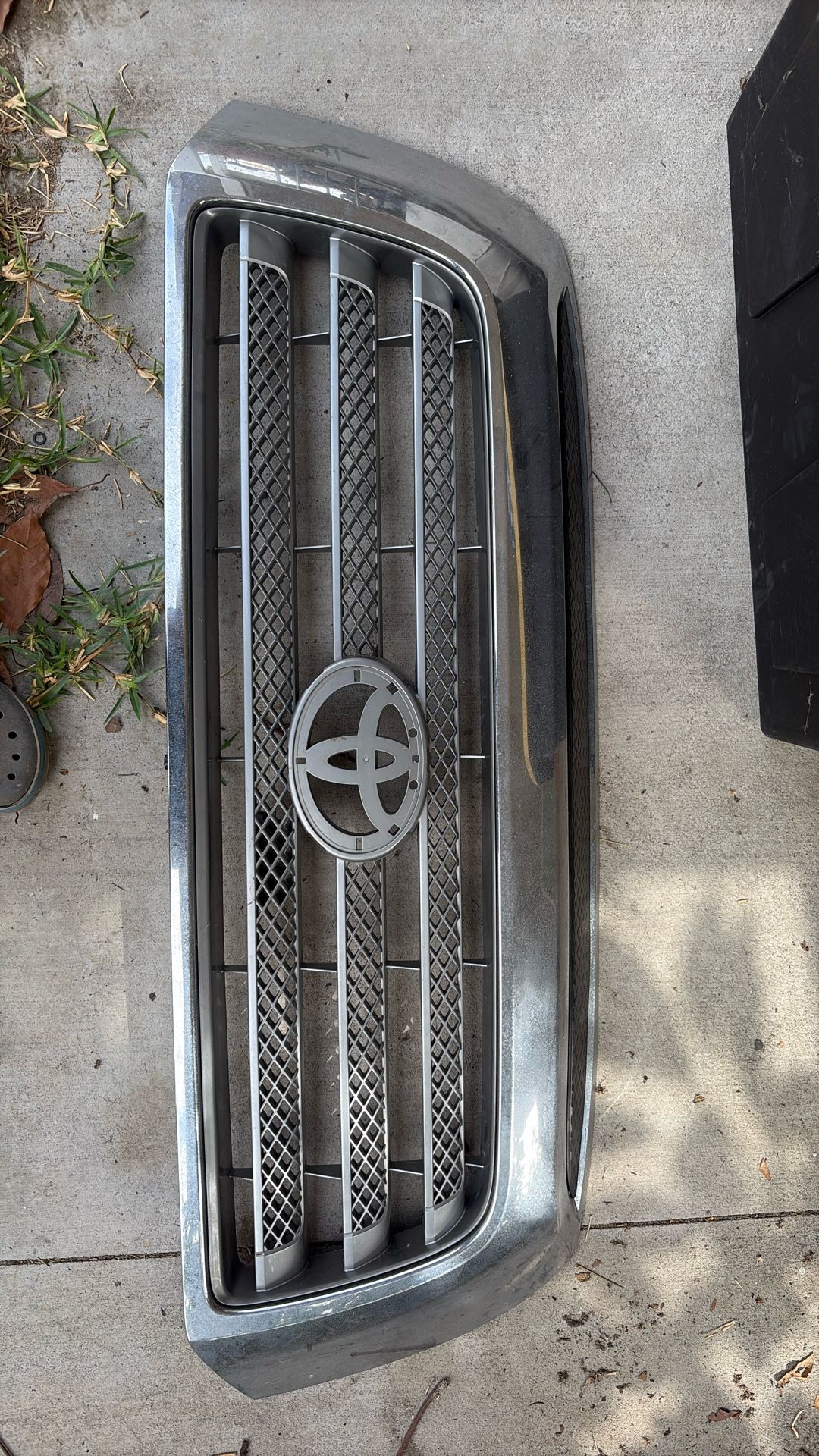 Free 2007-2009 Tundra Grill