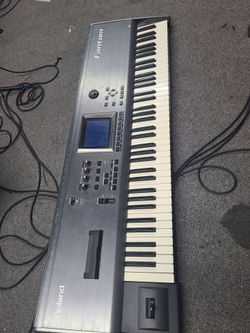 Roland fantom keyboard fa-76