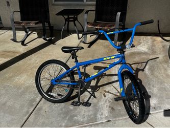 GT BMX BIKE
