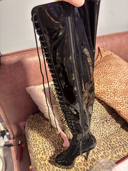 Pleasers stripper heels