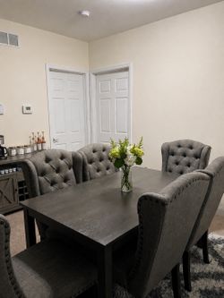 Modern Gray Dining Table – Seats 4–6 | Excellent Condition