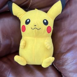 Pikachu Pokémon Plush Stuffed Animal