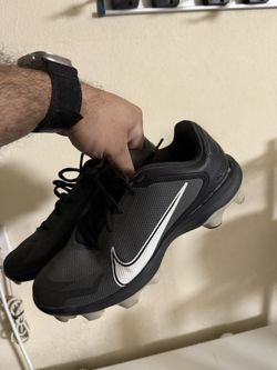 Men’s Mike Trout Nike Cleats Size 9