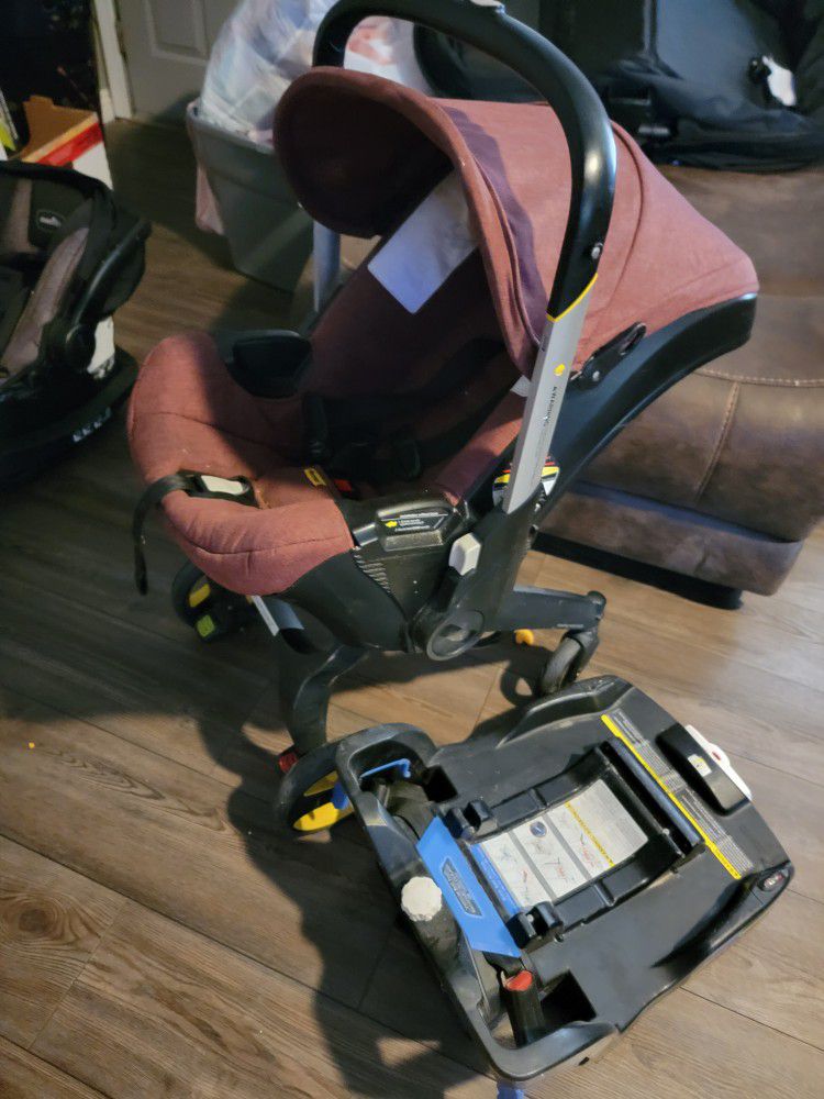 Donna Stroller With Base