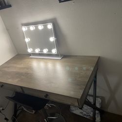 Vanity Desk/ Computer Desk 