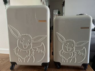Eevee Pokémon Checked and Carry On Luggage