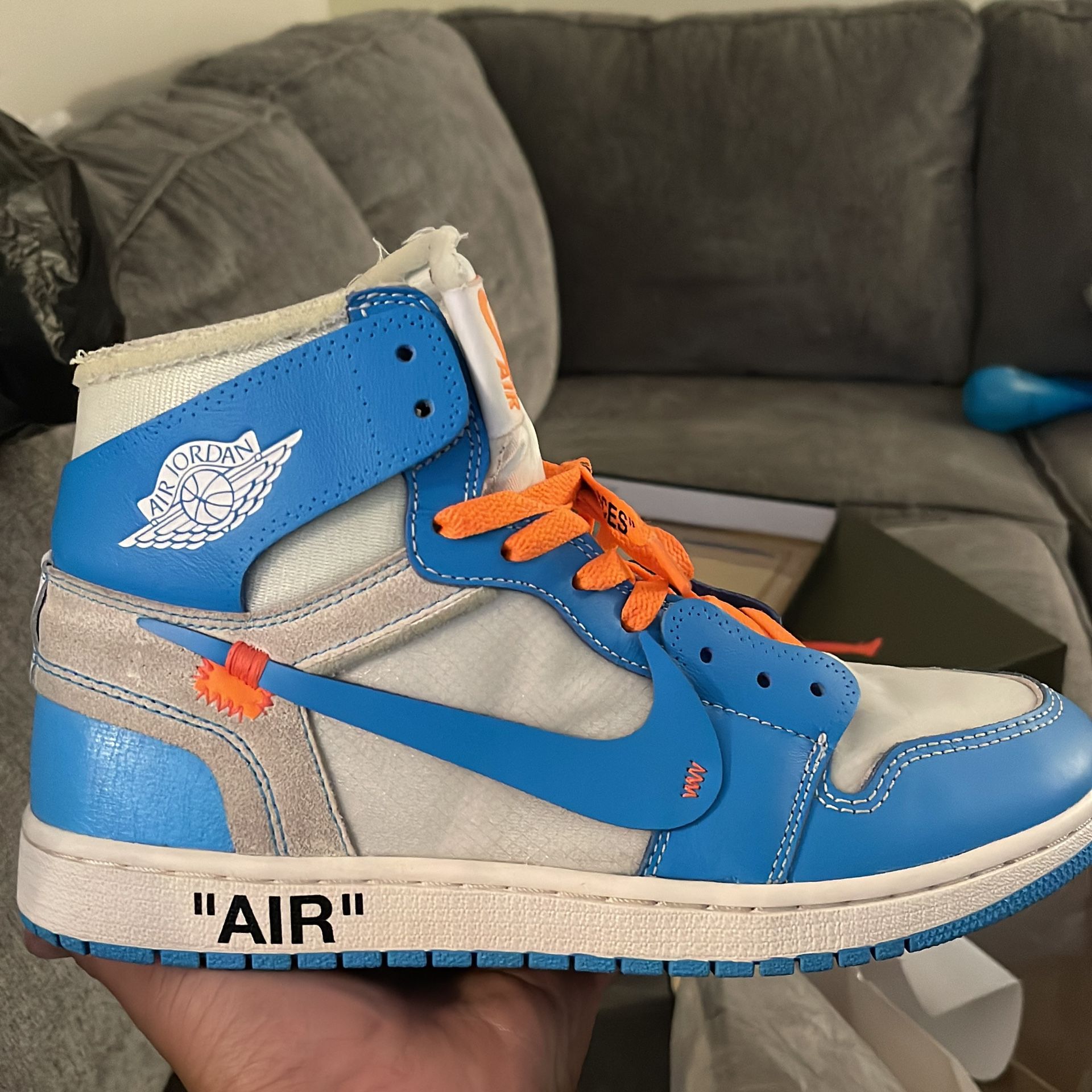 Jordan Offwhite University Blues