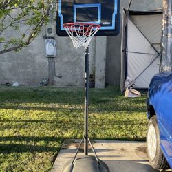 Basketball Hoop 