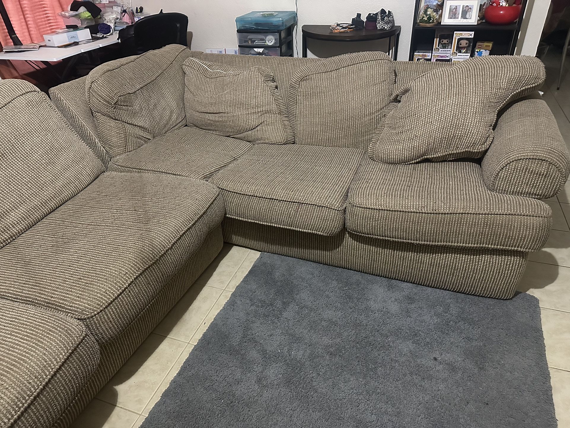 3 Sectional Couch With Bed