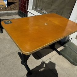 Table For 4-6 People 