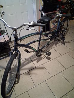 Bicicleta kent para 2 personas R.28 buenas condiciones