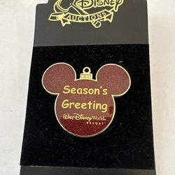 LE500 Walt Disney World Resort AUCTION PIN Season's Greetings Mouse Ear Ornament