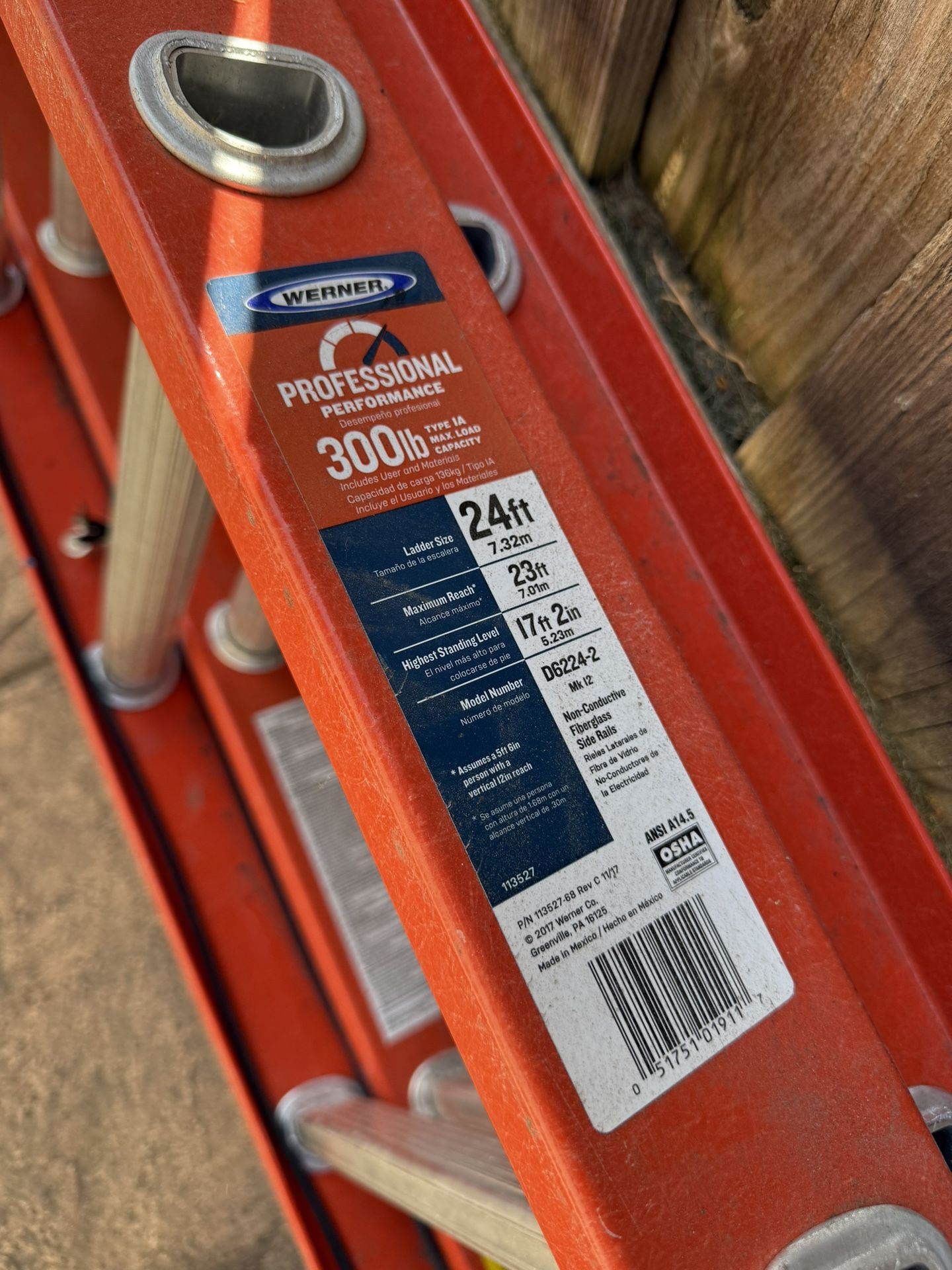 24’ Extension Ladder Werner 300lb