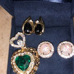 Lab Created Opal ,Emerald and Onyx Pendant And Earrings 