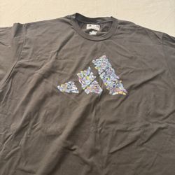 Adidas T-shirt