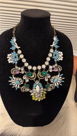 Necklace, fashion jewelry.