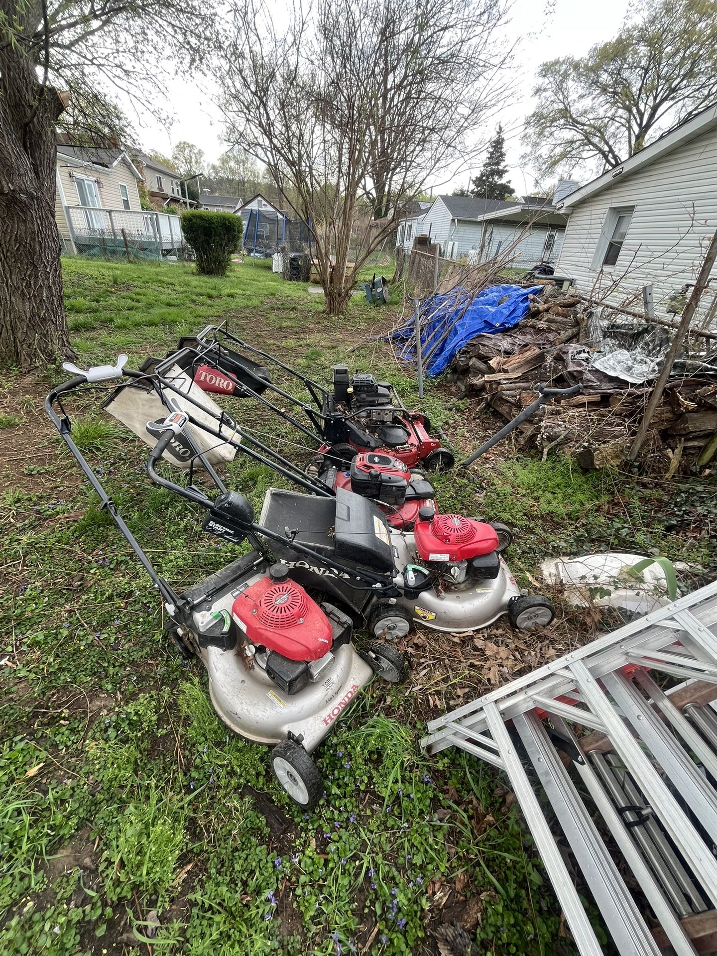 Honda & Toro Mowers For Parts Or Fix