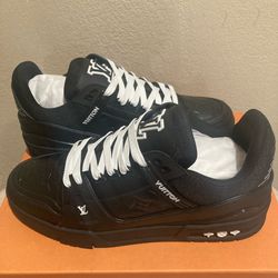 Black Lv Trainers