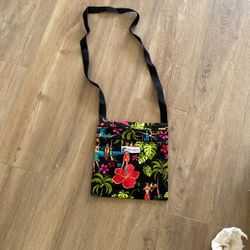 CROSSBODY PURSE NEW FROM OAHU