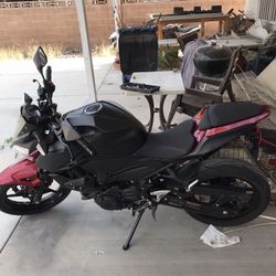 $3,600 Kawasaki Z 400