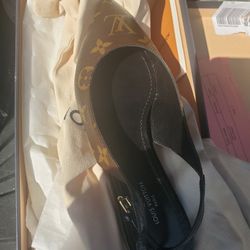 Authentic Louis Vuitton 