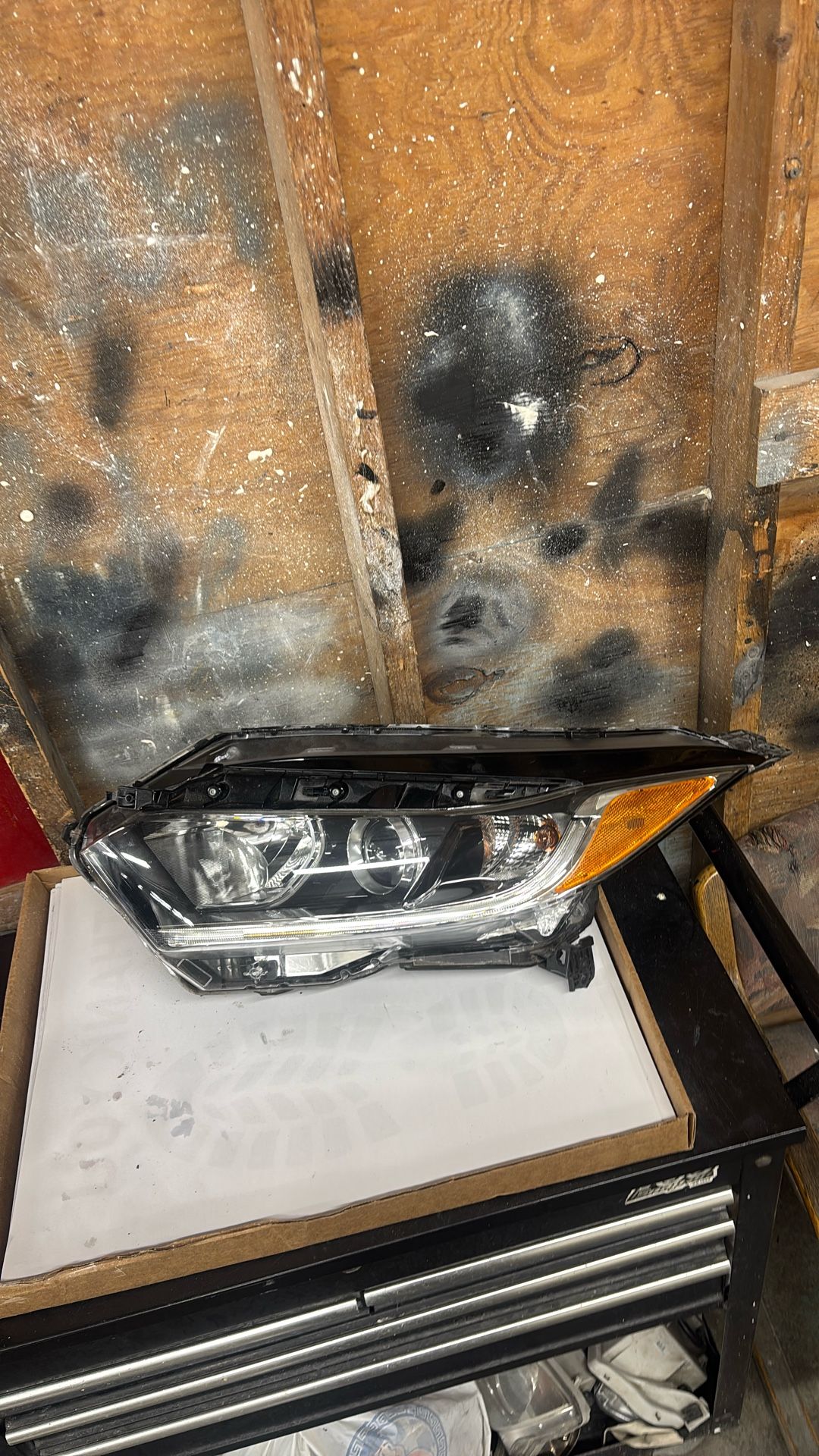 2019 2020 2021 Kia Soul Left Driver Side Headlight Halogen 92101-K0 OEM 737