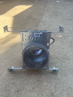 Halo Recessed Lighting Housing with Bar Hangers