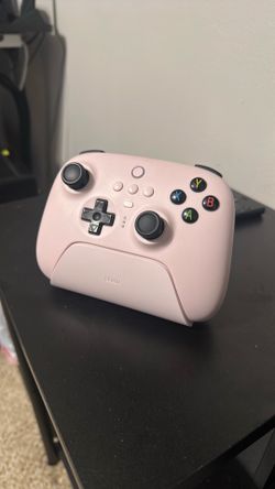 8BitDo Ultimate Controller with dock for PC