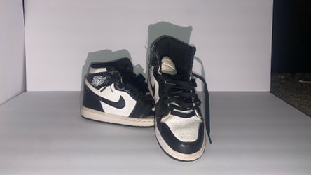Air Jordan 1 black and white