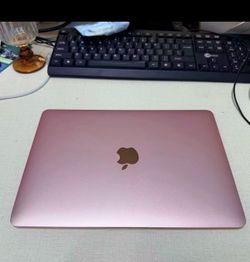 MacBook